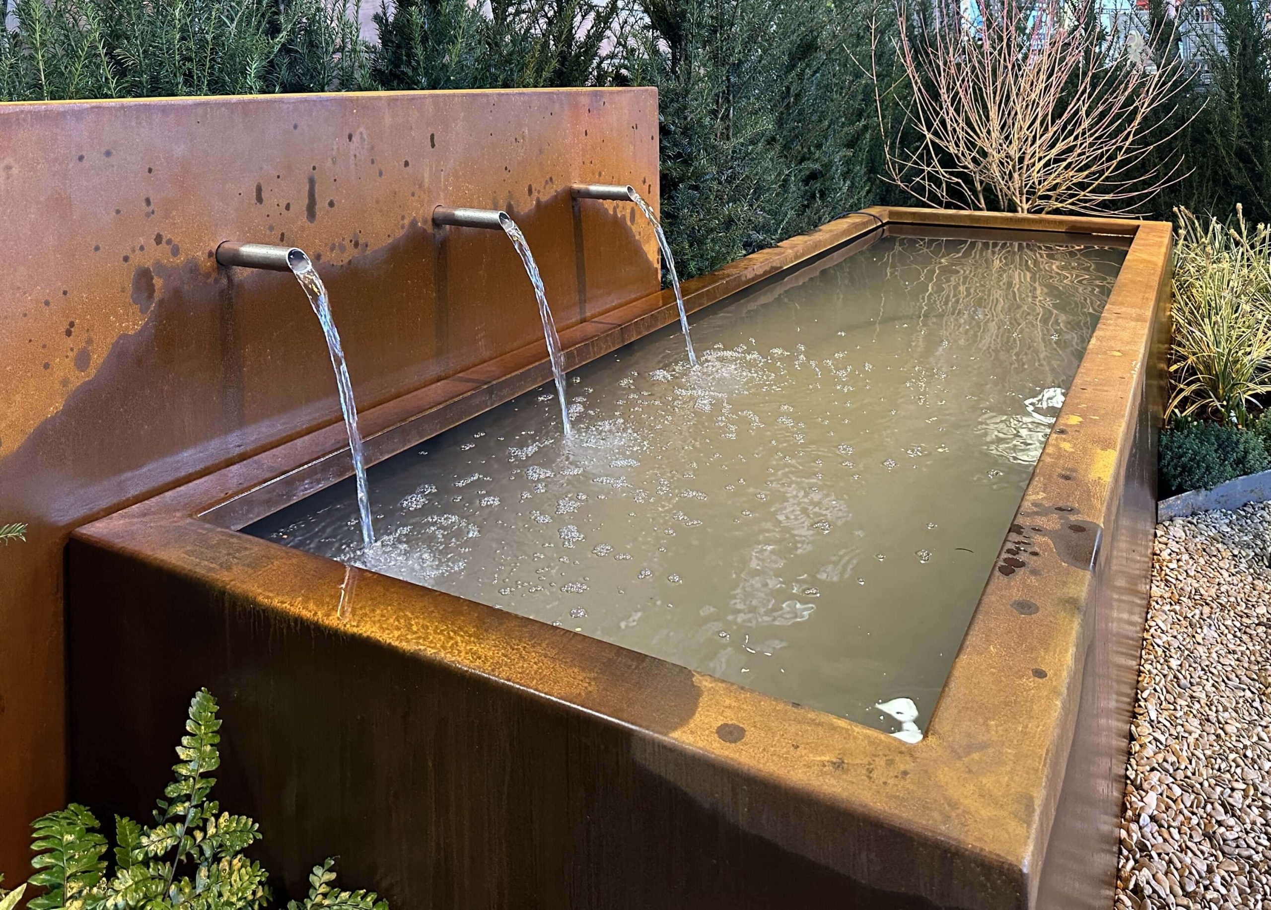 Garden Water Feature/Fountain Installation Eltham SE9/SE12